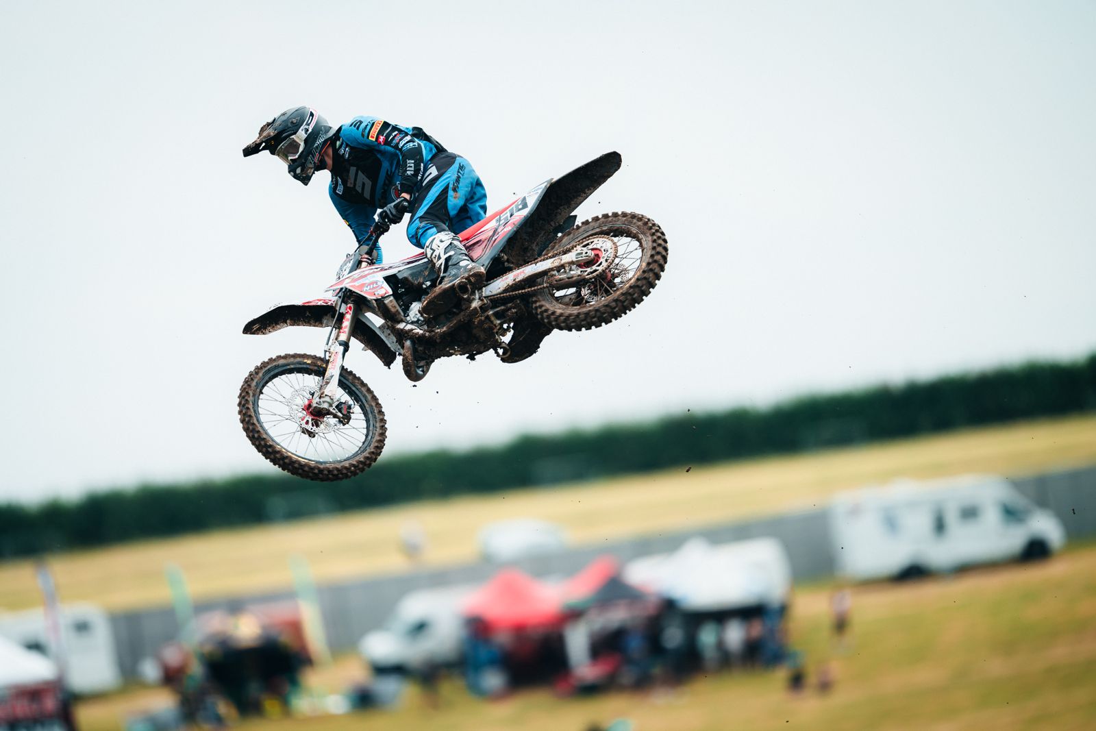 Douwe Van Mechgelen gaat door geblesseerde schouder diep in Engeland