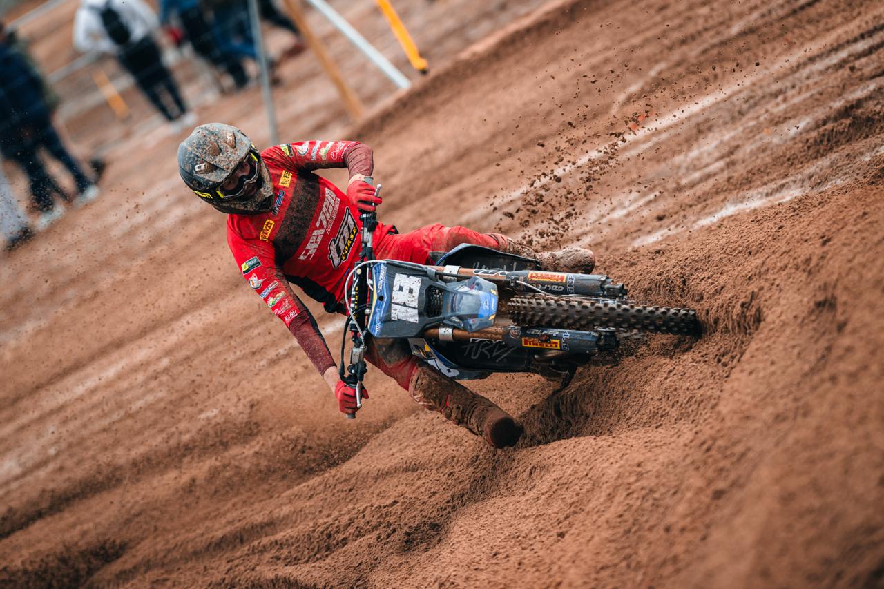Van Mechgelen bijt op tanden tijdens zwaar EMX250-weekend in Spanje